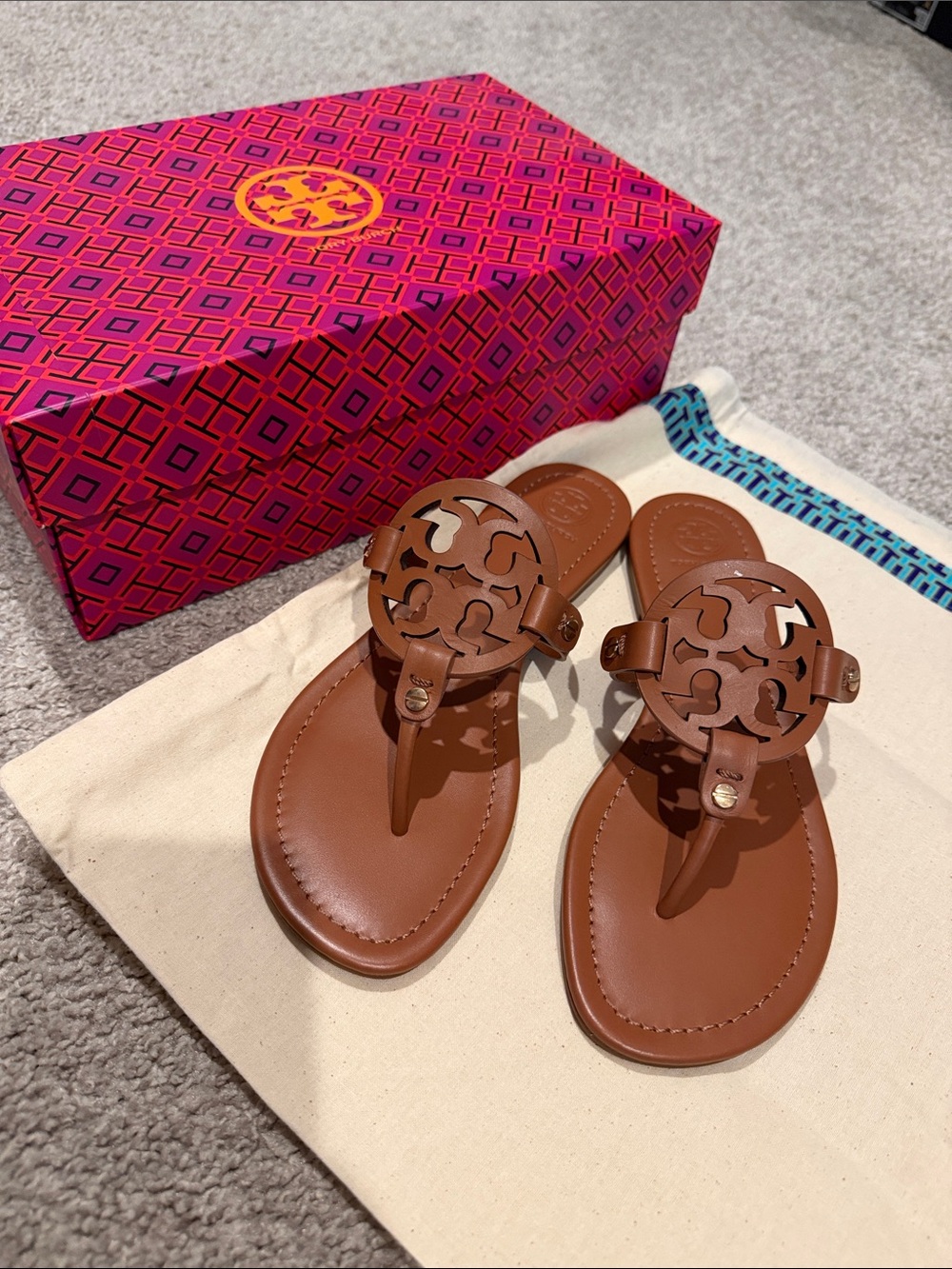 Department: Women, Category: Accessories - Subcategory Identification